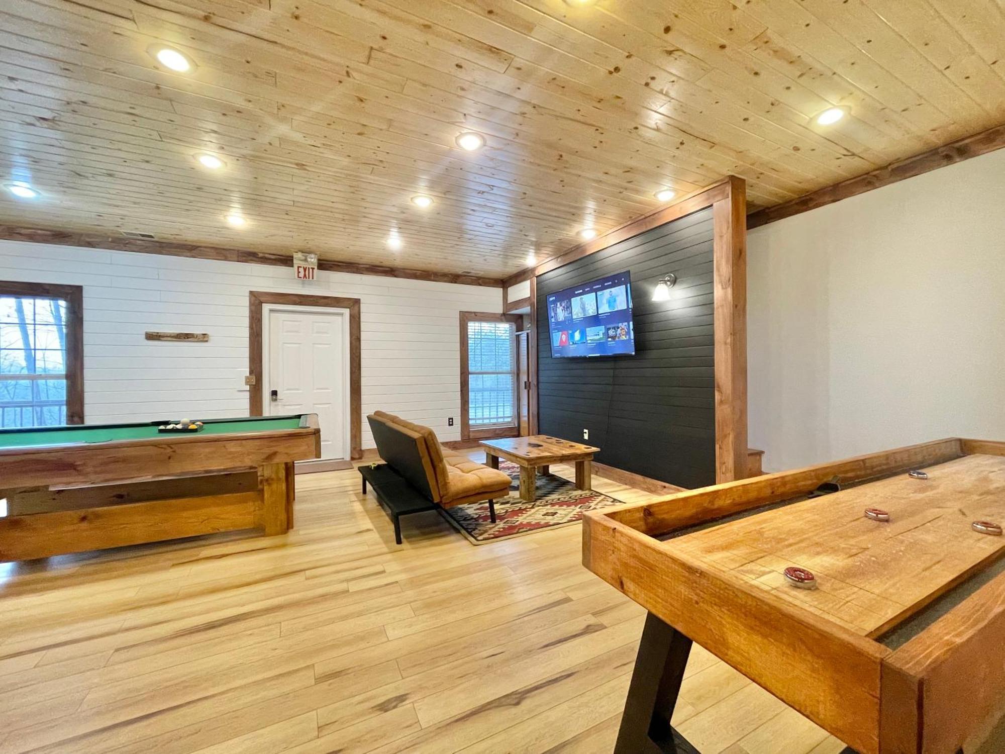 Lazy Bear Cabin Sevierville Exterior photo
