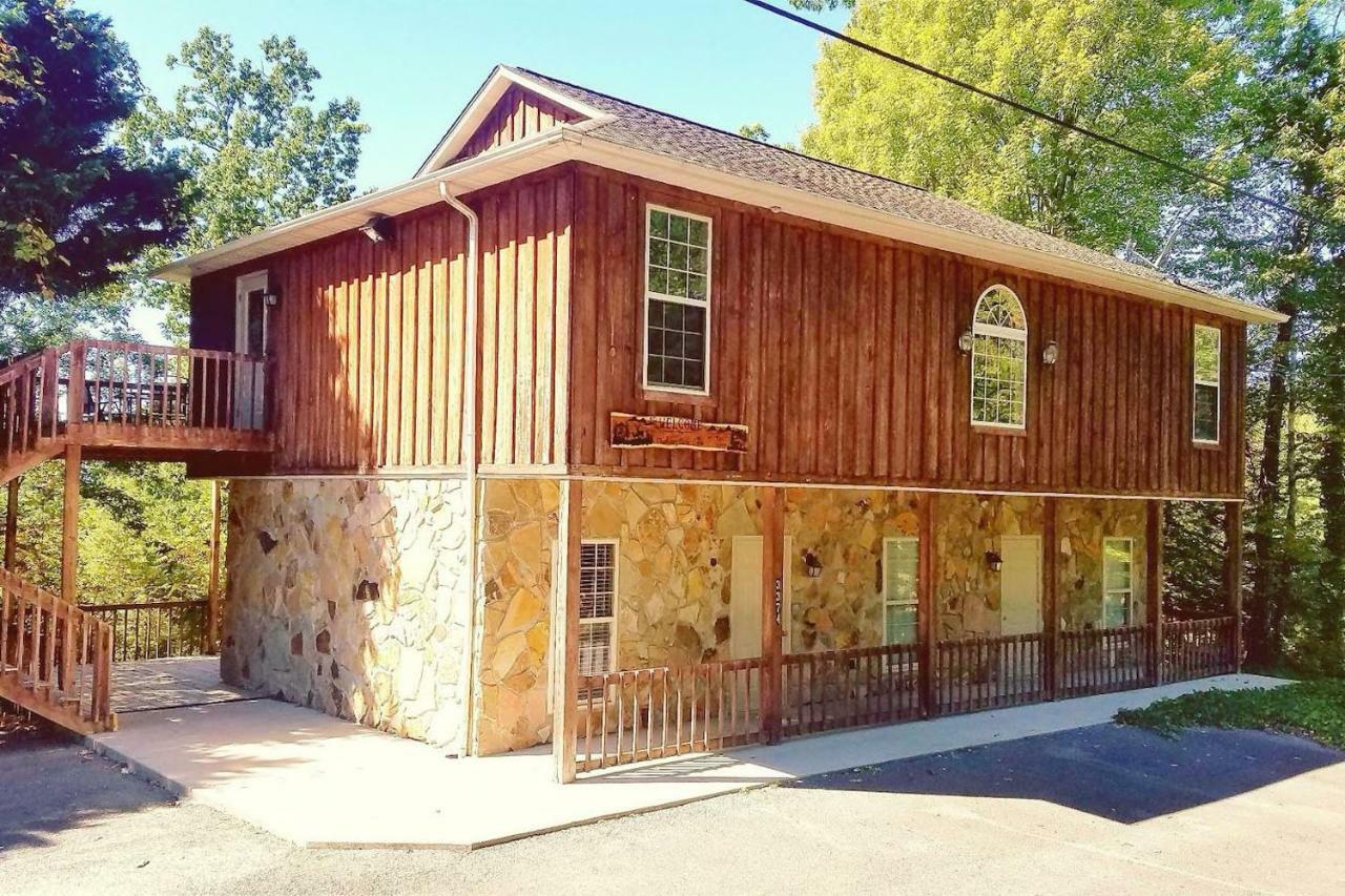 Lazy Bear Cabin Sevierville Exterior photo